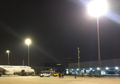 上海虹橋機(jī)場停機(jī)坪高桿燈