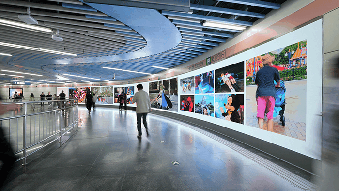 科技賦能藝術(shù),三思顯示,讓地鐵通道,變身藝術(shù)展廊
